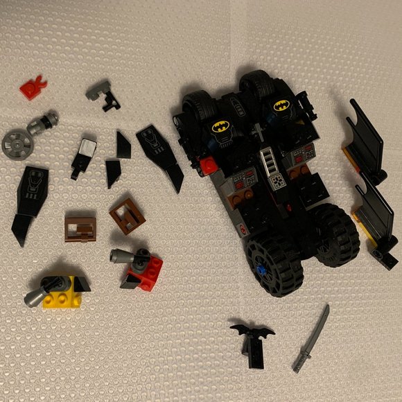 Lego Batmobile - Picture 6 of 6